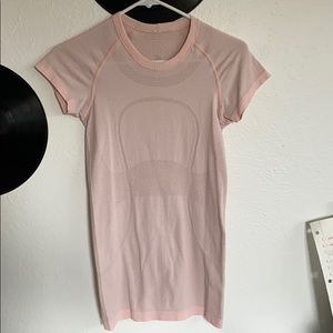 Light pink swiftly tech